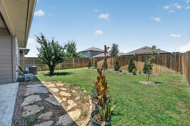 Building Photo - 196 Harvest Crk Dr