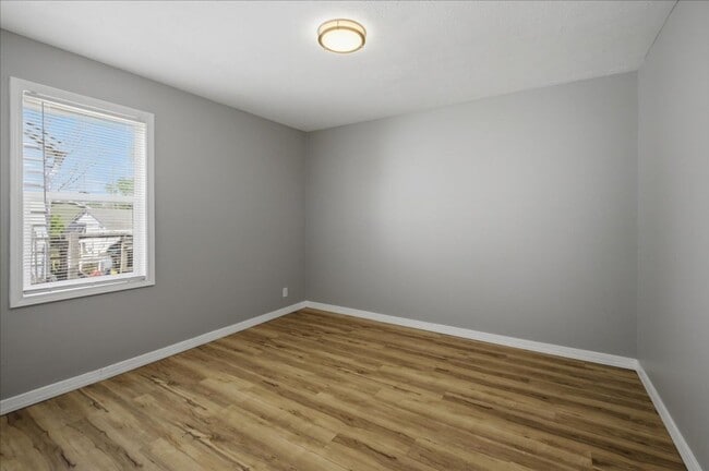 Building Photo - 4318 Spann Ave