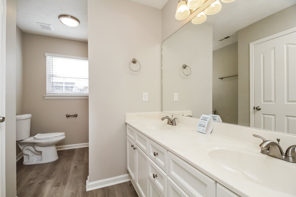 Building Photo - 1016 Anna Gannon Dr