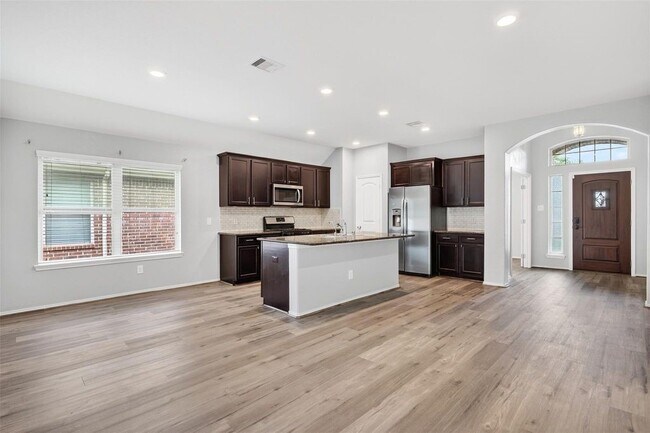 Building Photo - 20718 Laurel Rain Ct