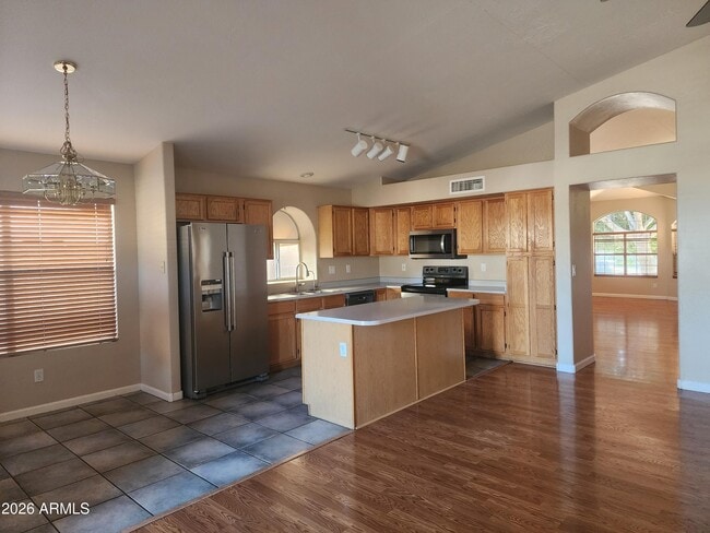 Building Photo - 4790 W Tulsa St