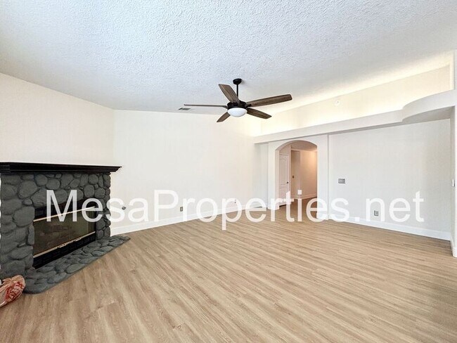 Building Photo - 15185 Osceola Rd