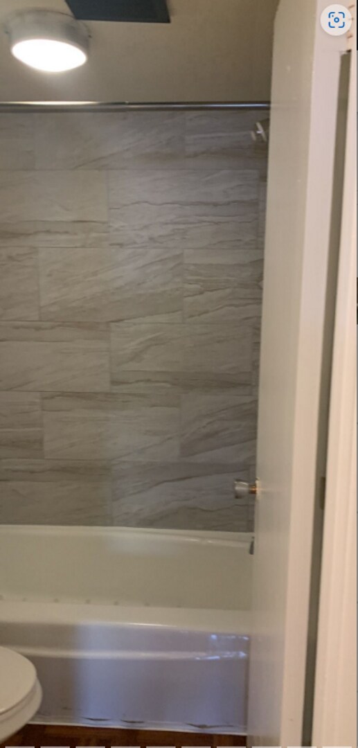 Building Photo - Beautiful 1 Bedroom Condominium!