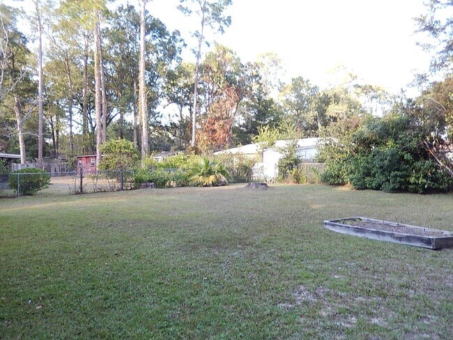 Building Photo - 4321 Snoopy Ln
