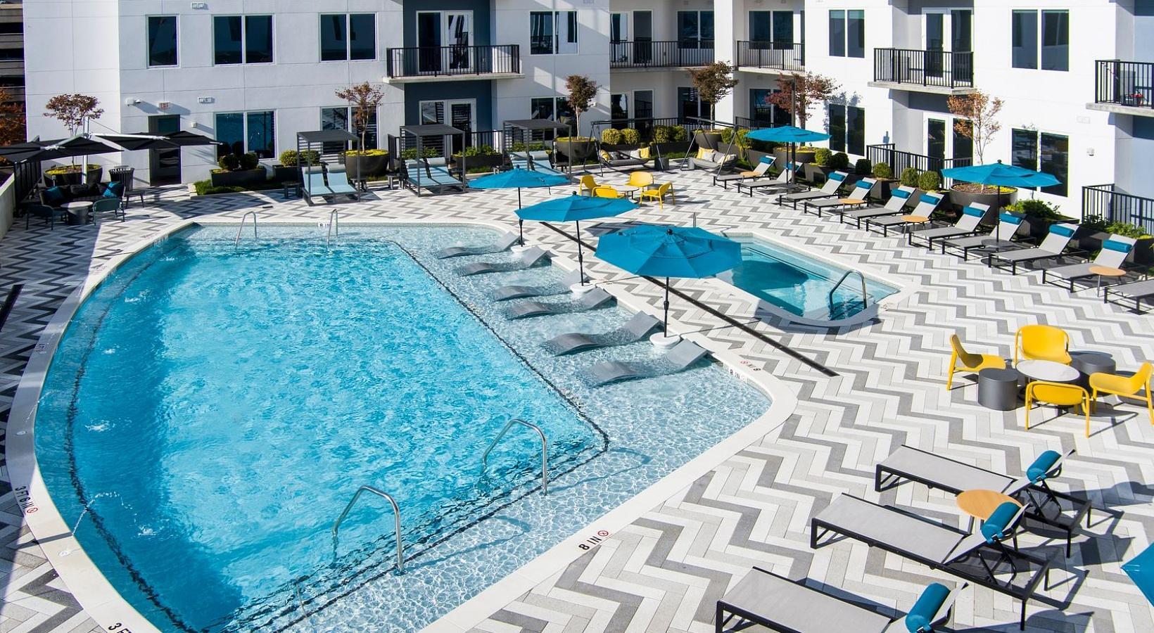 Building Photo - 1801 Patterson St