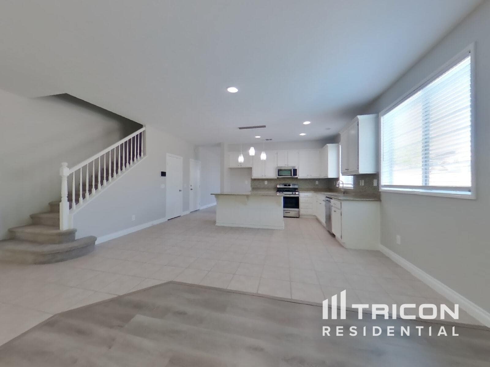 Building Photo - 11665 Minckler Cir