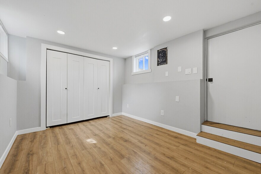 Building Photo - 8717 16th Ave SW
