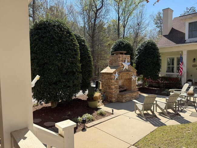 Building Photo - Lexington - Saluda River Club-Offering Self Guided Tour with RENTLY!