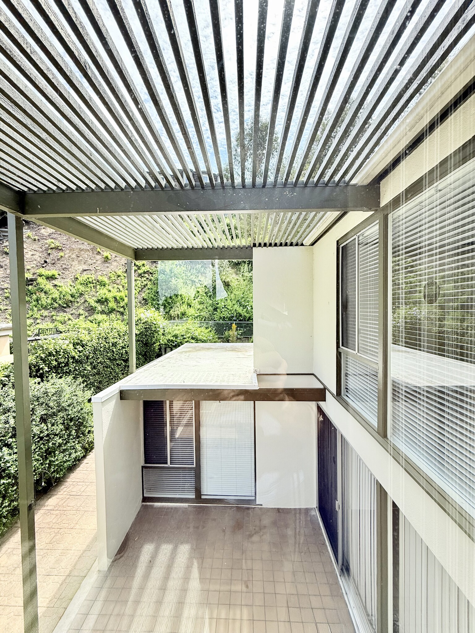 Building Photo - 4126 Del Mar Ave