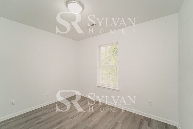 Building Photo - The Lifestyle You Deserve.