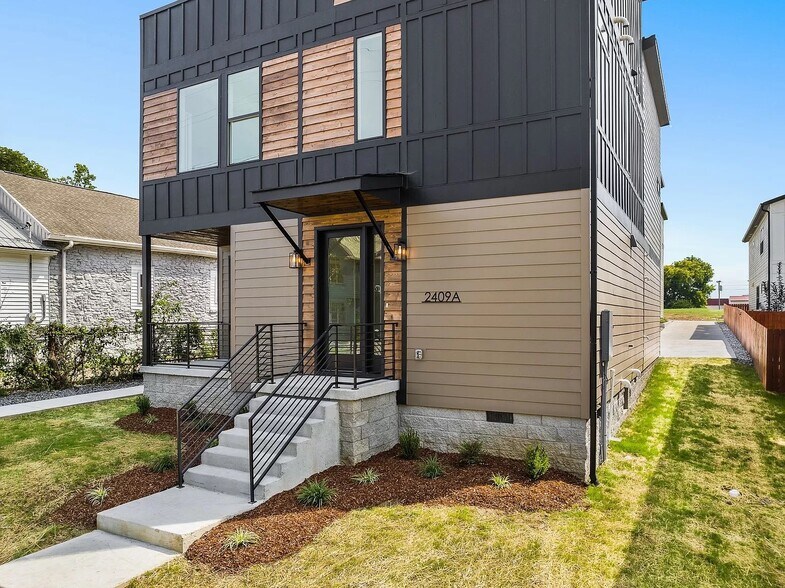 Building Photo - 2409 Booker St