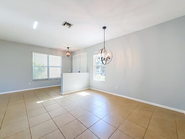 Building Photo - 57 Atwell Dr
