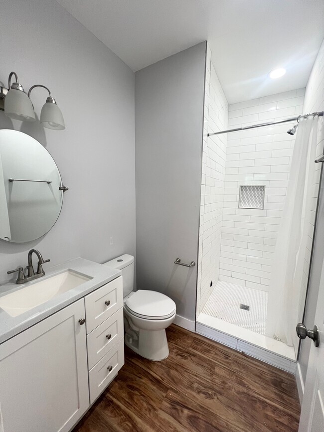 Building Photo - 1641 Crenshaw Blvd