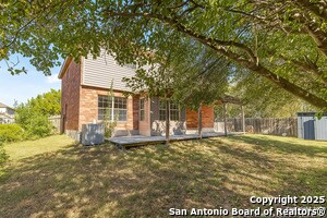 Building Photo - 1687 Fir Cir