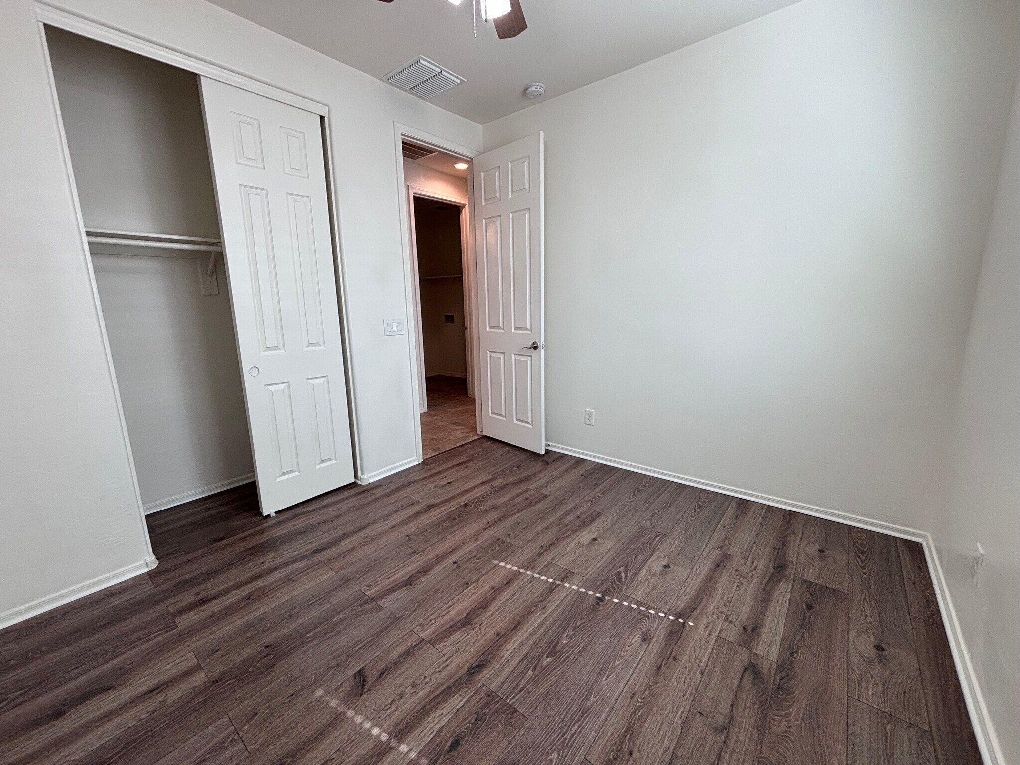 Building Photo - 6322 N 67th Ln