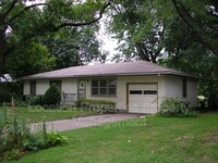 Building Photo - 2127 Mitchell St