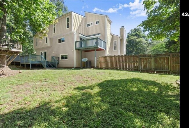 Building Photo - 2193 Oakrill Ct