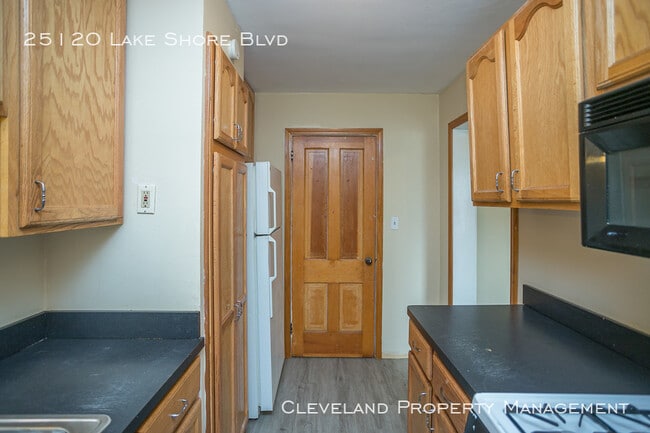 Building Photo - Solid Brick Duplex