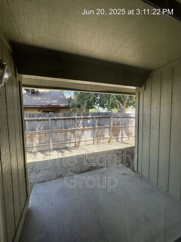 Building Photo - 4430 W Cypress Ave