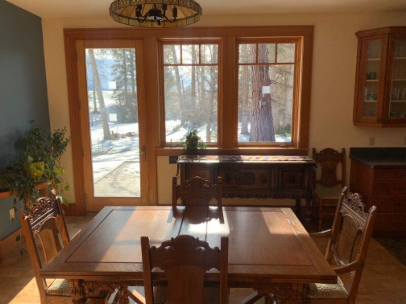 Building Photo - 1005 Creekview Dr