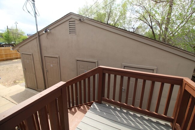 Building Photo - Great Condo near downtown Fort Collins