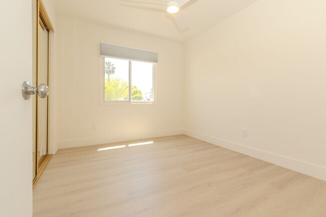 Building Photo - Refreshed Spacious 3 Bed/2 Bath Home in La Mesa!