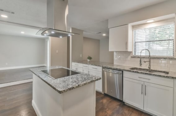 Building Photo - 2119 Woodstream Dr