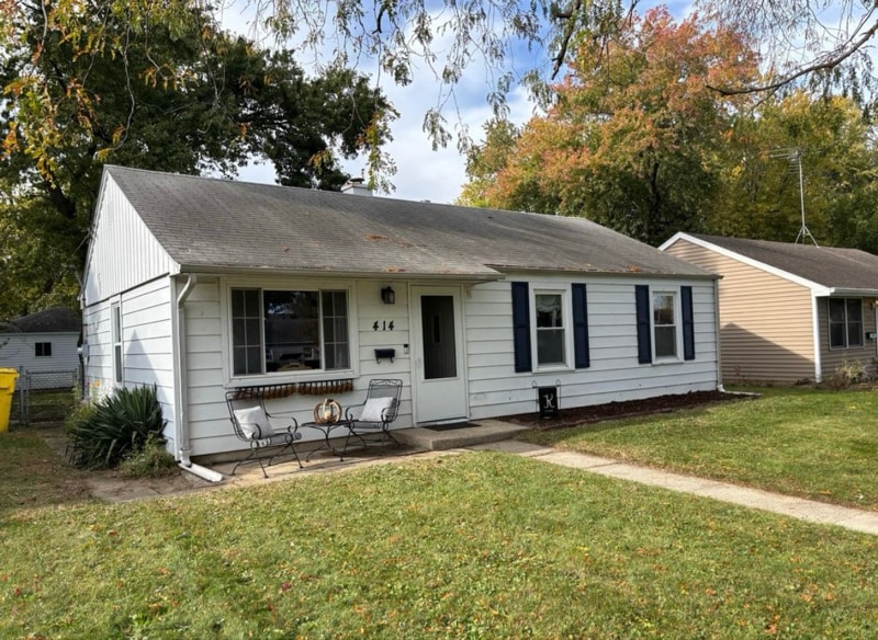 Building Photo - 414 N Lindberg St