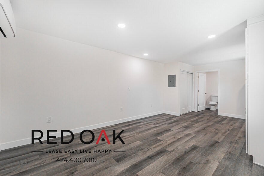 Building Photo - 5107 Passons Blvd
