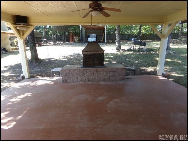 Building Photo - 1068 Fox Hunt Trail