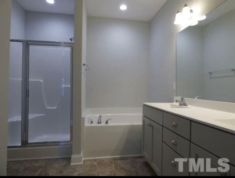 Building Photo - 108 Dogwood Ln