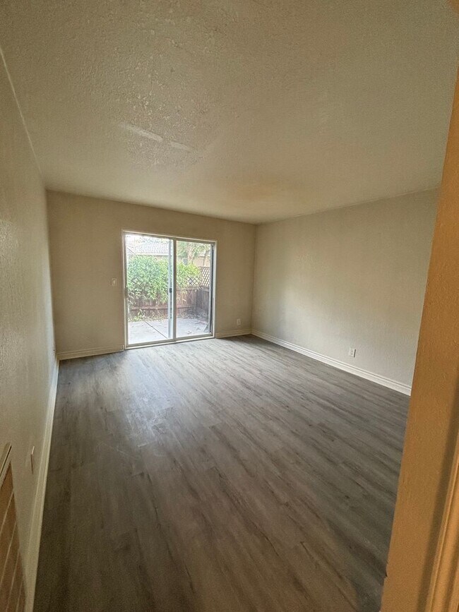 Building Photo - 3739 W Bullard Ave