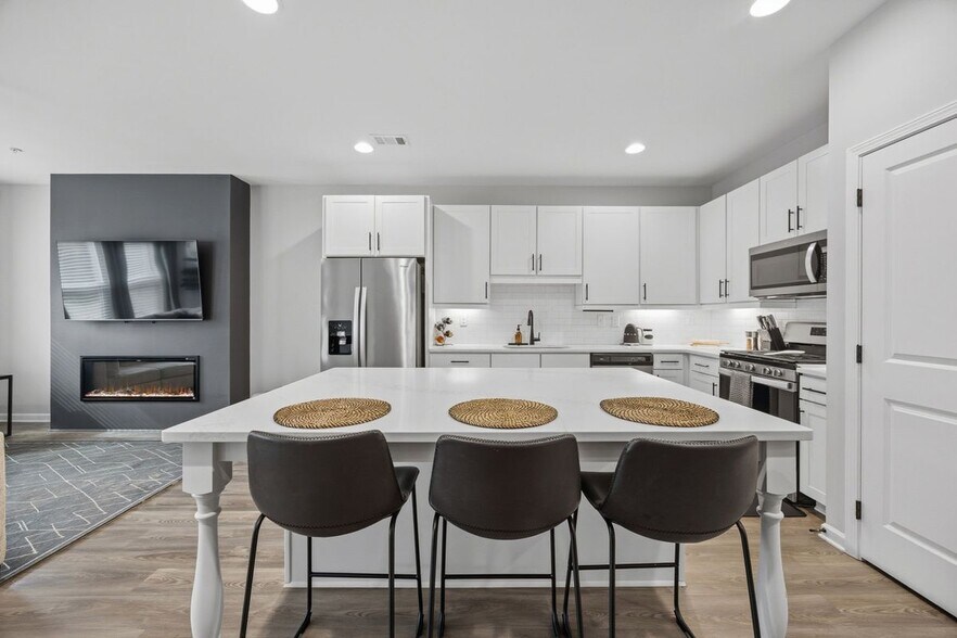 Building Photo - 2905 Ilir Mnr NW