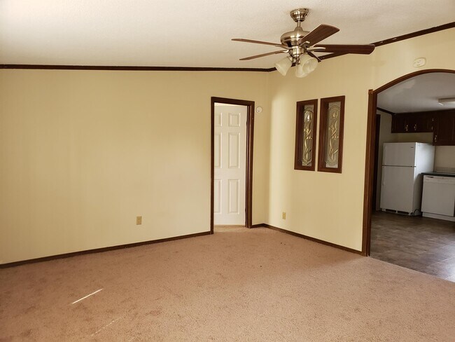 Building Photo - 251 Washington Ln