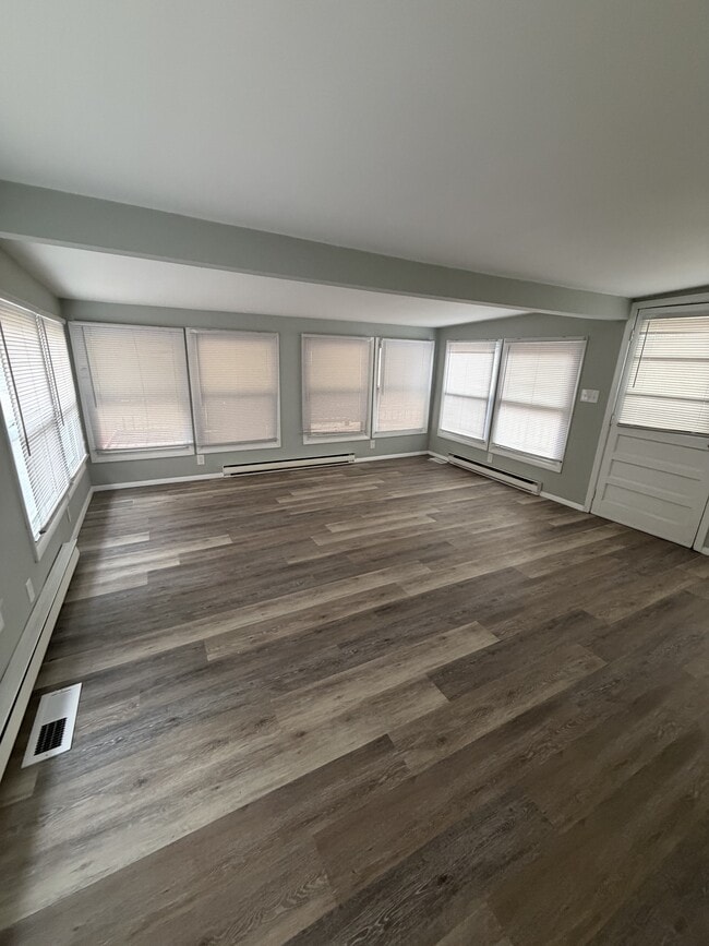 Building Photo - 30554 Cannon Dr