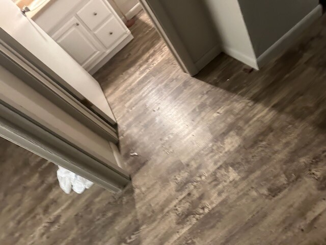 Building Photo - 220 W 6th Ave