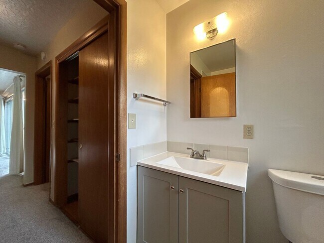 Building Photo - sw114th