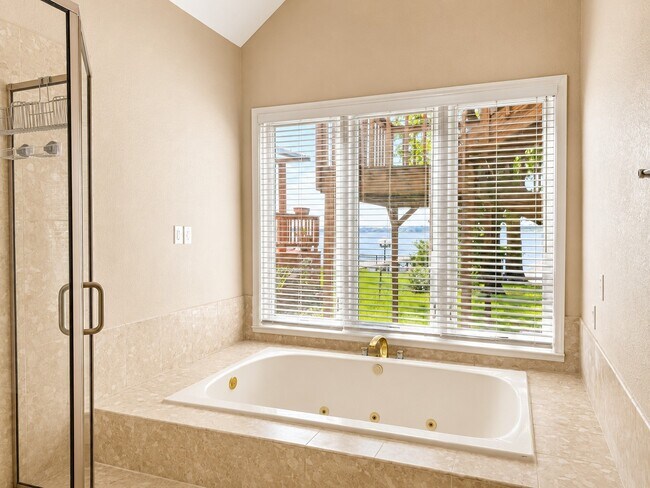 Building Photo - 20543 Appaloosa Trail