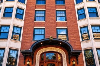 Building Photo - 352 State St