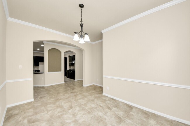 Building Photo - 11010 Via Capri Ct