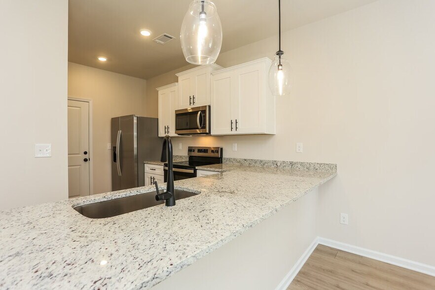 Building Photo - 165 Egret Ct