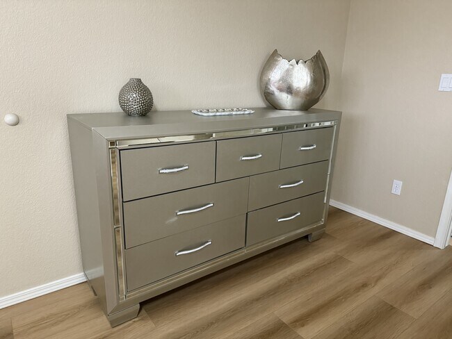 Building Photo - 7559 E Cocopah Dr