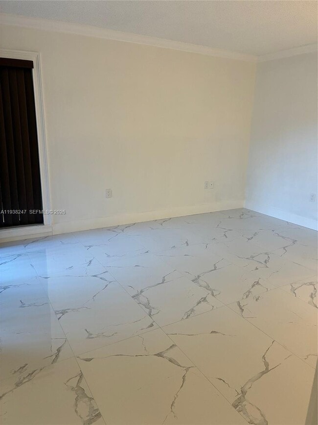 Building Photo - 9040 SW 125th Ave