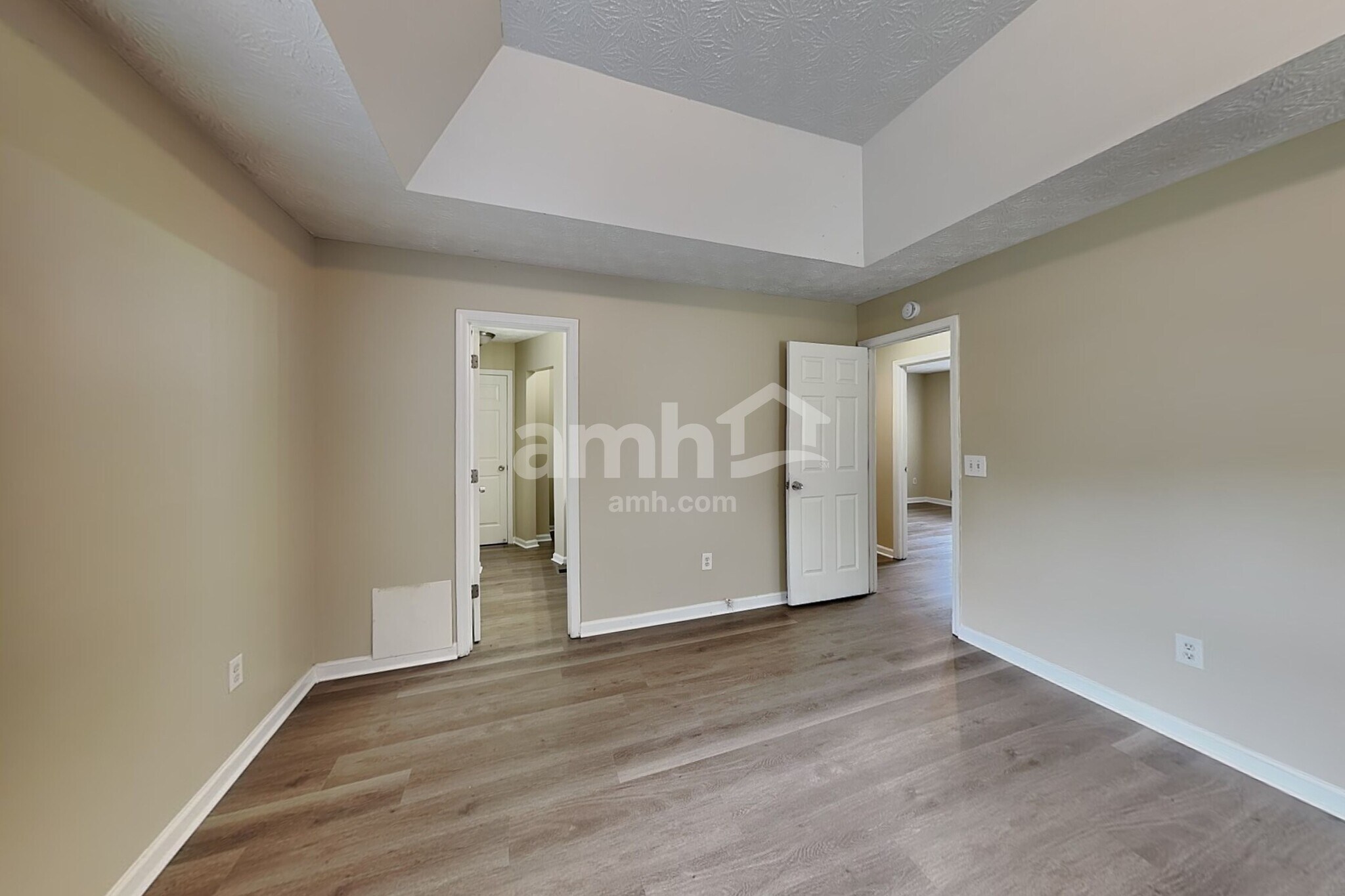 Building Photo - 808 Grindstone Ct SW