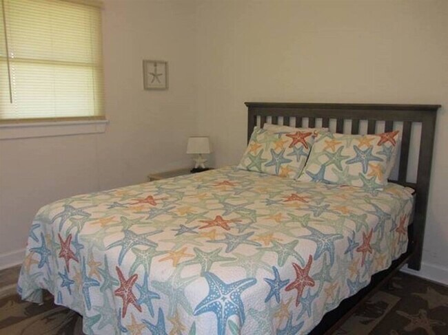 Building Photo - 40302 Due E Rd