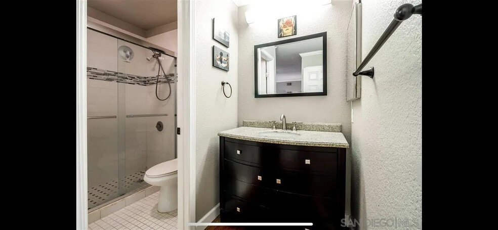 Building Photo - 4541 Utah St