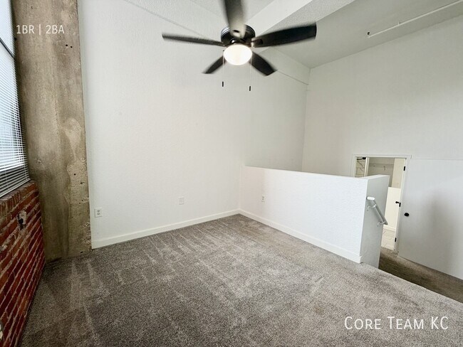 Building Photo - 934 Broadway Blvd