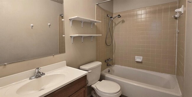 Building Photo - 11904 Hardwood Trail
