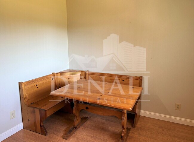 Building Photo - 5129 E Emile Zola Ave