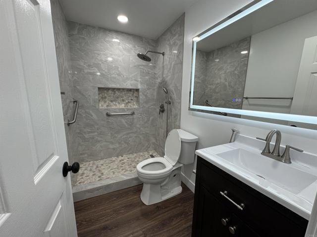 Building Photo - 847 Tamayo Dr